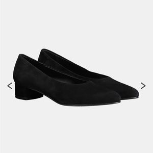 Vagabond Alicia Suede Pumps